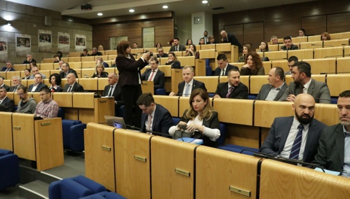 Sjednica Doma naroda PFBiH prekinuta uoči glasanja o novom zakonu o obrtu