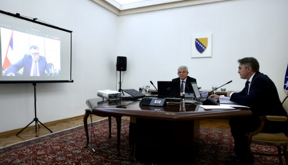 Sjednica Predsjedništva BiH, Dodik na videolinku