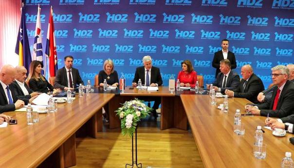 Sjednica Predsjedništva HDZ-a BiH u ponedjeljak u Mostaru