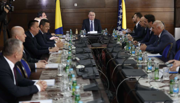 Sjednica Vlade FBiH danas u Mostaru