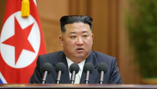 Sjeverna Koreja ispalila preko 100 topničkih projektila u vojnoj vježbi