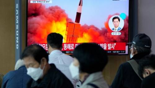Sjeverna Koreja ispalila projektil u Japansko more