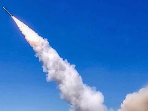 Sjeverna Koreja lansirala rakete dugog dometa