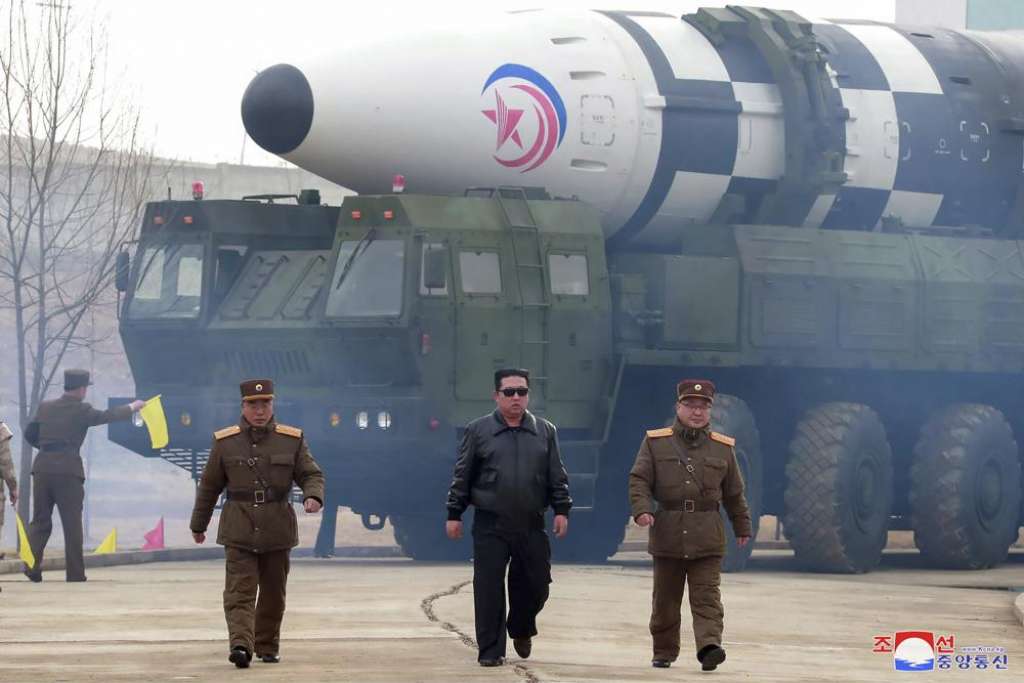 Sjeverna Koreja osudila dodatno jačanje japanske vojske