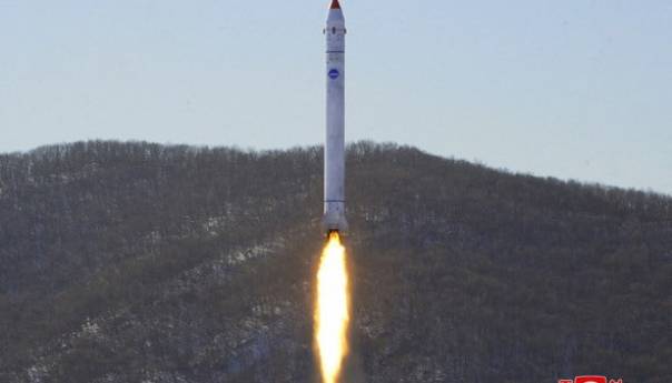 Sjeverna Koreja ponovo ispalila balističke rakete prema moru