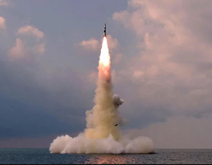 Sjeverna Koreja ponovo lansirala raketu: Preletjela više od 700 kilometara