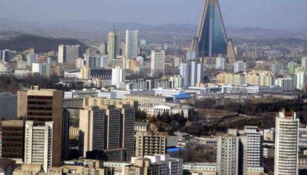 Sjeverna Koreja prekida telefonske linije s Јužnom Korejom