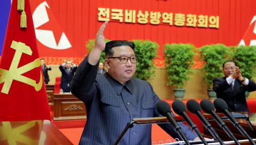 Sjeverna Koreja proglasila 'blistavu pobjedu' nad Covidom