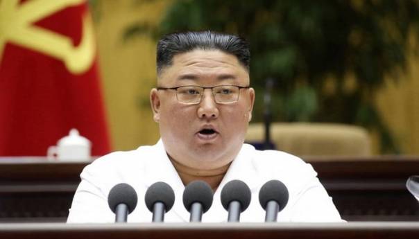 Sjeverna Koreja s podmornice lansirala novu balističku raketu