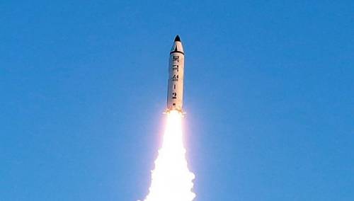 Sjeverna Koreja testirala rakete dugog dometa