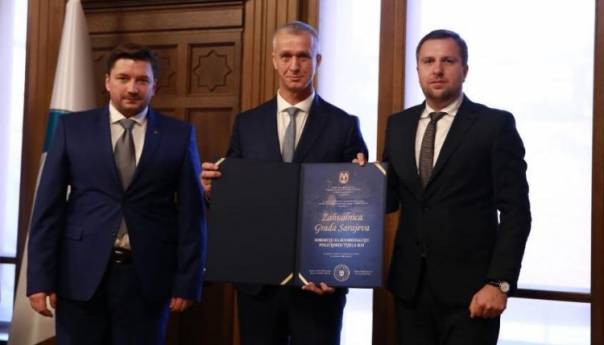 Skaka uručio zahvalnicu Direkciji za koordinaciju policijskih tijela BiH