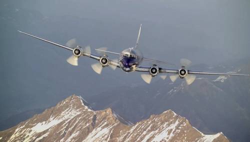 Skakači na Red Bull Cliff Diving u Mostar stižu Titovim avionom