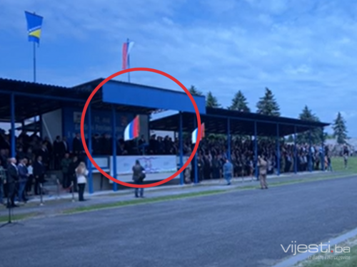 Skandal: Ministar odbrane Srbije i Dodik sjedili tokom intoniranja himne BiH