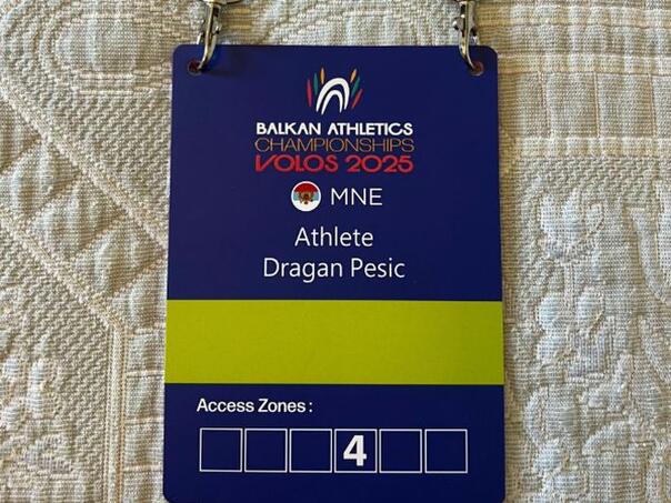 Skandal na Balkanskom prvenstvu u atletici: Crnogorcima dodijeljene srpske zastave