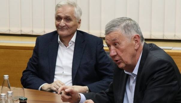 Skandal: SNSD odbio obraćanje Borrella zastupnicima