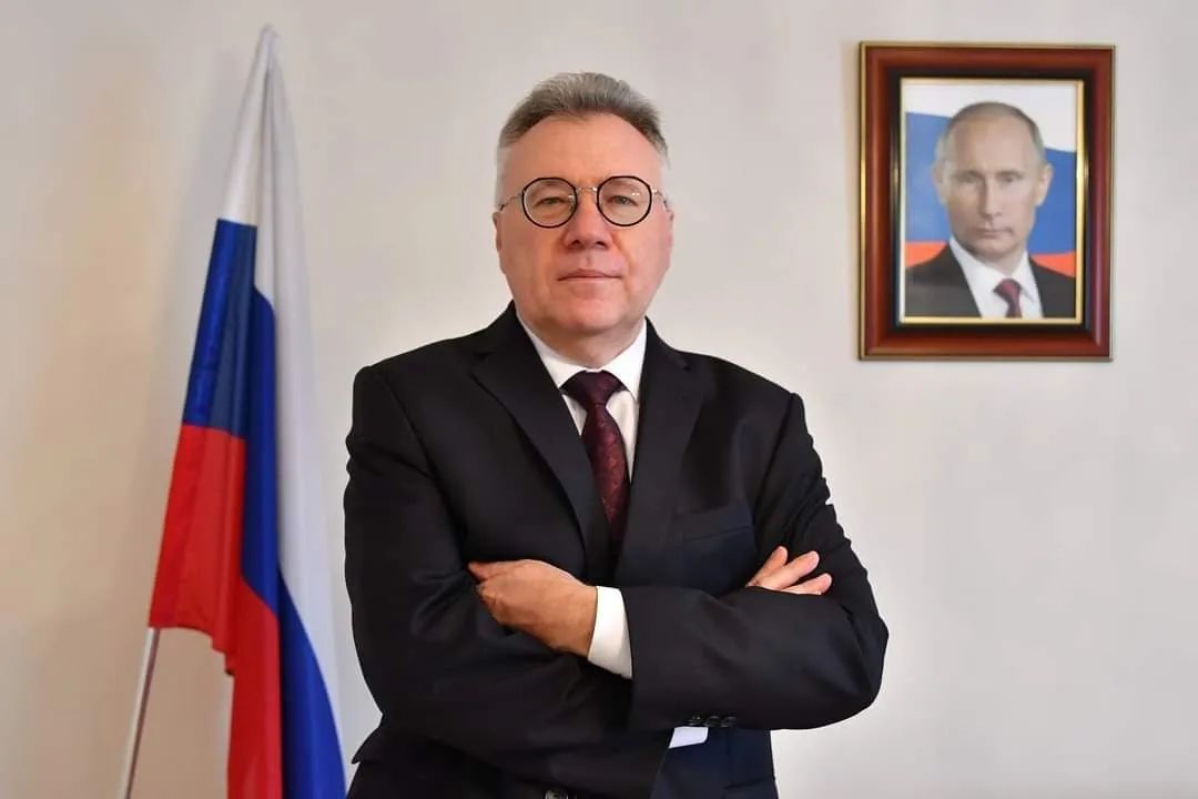 Skandal u Brčkom: Ruski ambasador napustio svečanost