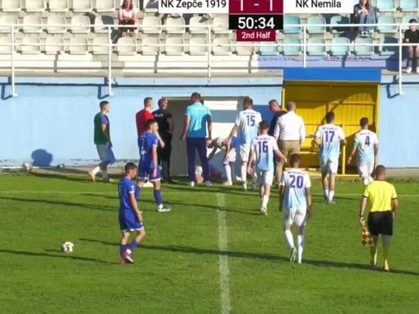 Skandal u Drugoj ligi FBiH: Navijač udario kapitena Nemile, utakmica prekinuta