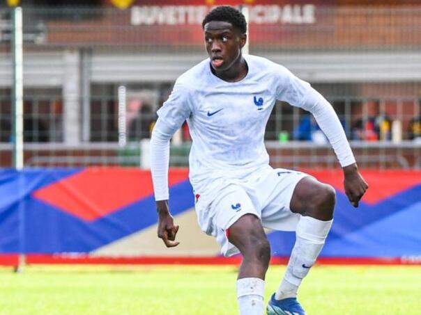 Skandal u Francuskoj: Igrač izbačen iz reprezentacije jer je htio postiti