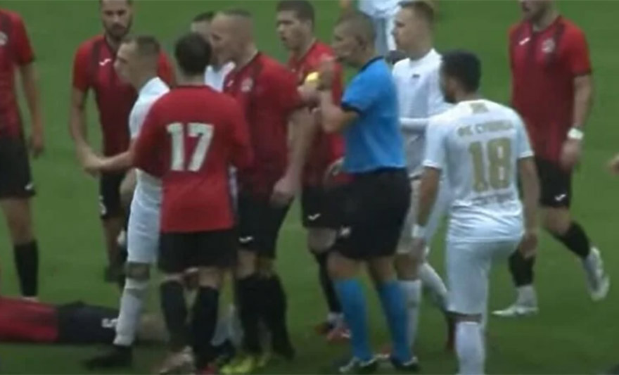 Skandal u Srbiji: Pomoćnik udario trenera šakom i pobjegao