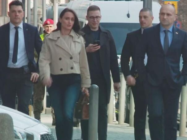 Skandal zbog Milanovića: NATO oduzeo certifikat savjetnici ministra odbrane!