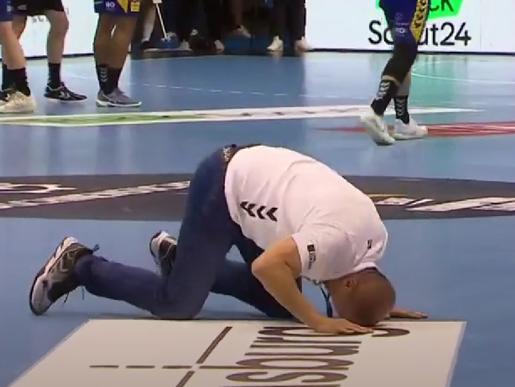 Skandalozna odluka u Ligi prvaka, legendarni trener iz protesta pao na parket