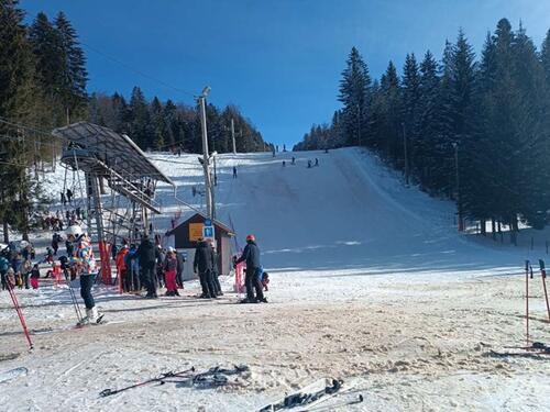 Ski centar 'Ponijeri': Skijaška sezona se otvara besplatnim skijanjem i novim ski liftom