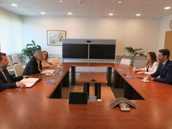 Škobić i Sattler razgovarali o reformskim zakonima