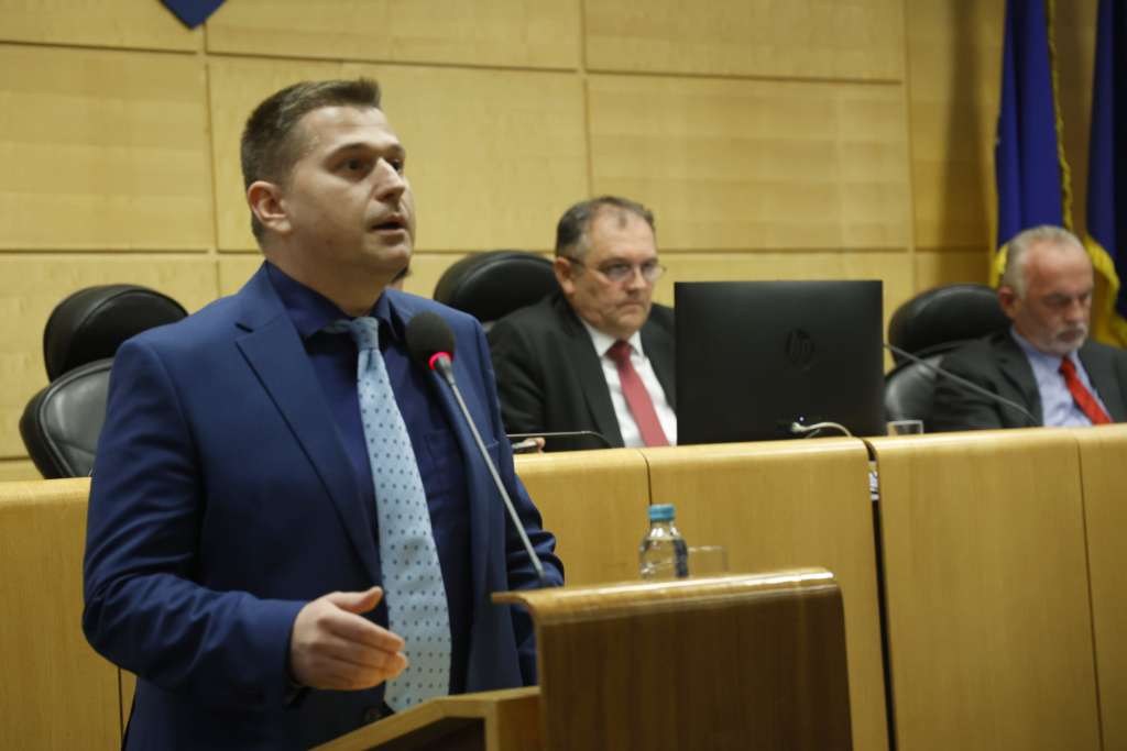 Skočibušić: Onaj ko želi pušiti imat će priliku za to u svom privatnom prostoru