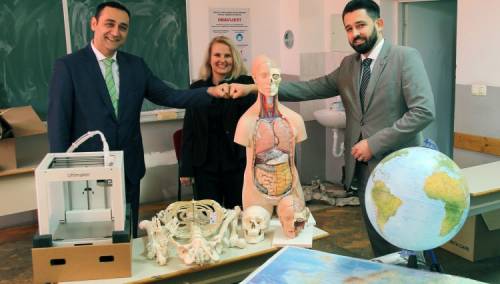 Školama u HNŽ-u uručena donacija nastavne opreme