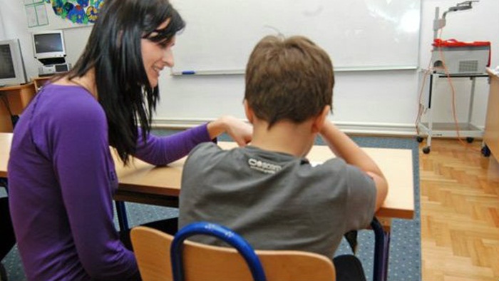 Školama u KS odobren angažman 144 asistenta za učenike s teškoćama
