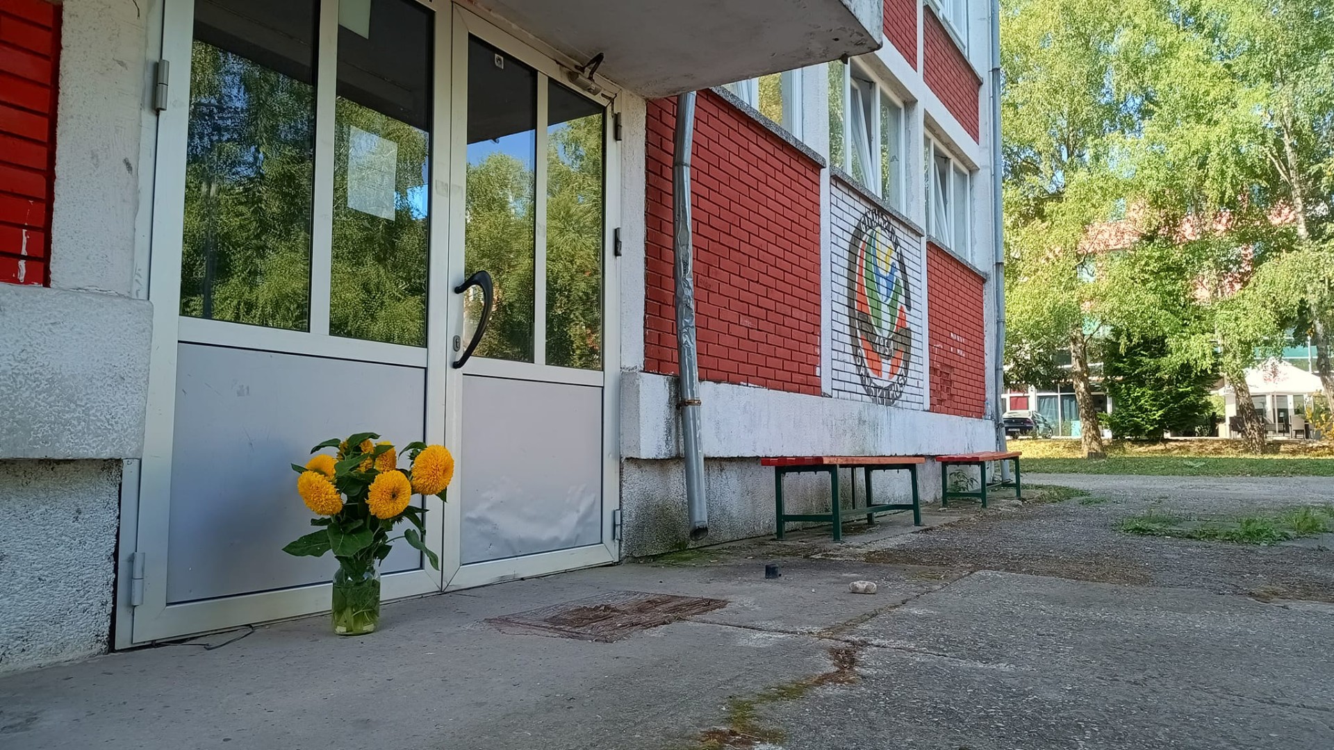 Škole u Sanskom Mostu zatvorene, učenicima i nastavnicima pružena psihološka pomoć