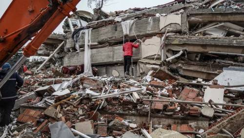 Skoro 20 miliona ljudi u Turskoj pogođeno zemljotresima