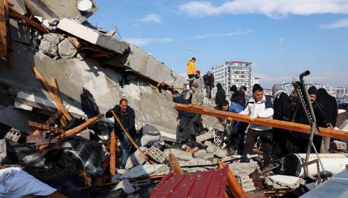 Skoro 22 hiljade mrtvih u potresima u Turskoj i Siriji