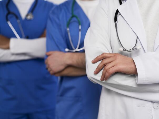 Skoro 80 posto doktora pogrešno vjeruje da nikotin izaziva rak pluća