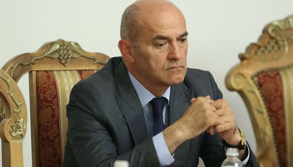 Škrijelj o studenticama iz RS i Sebiji Izetbegović