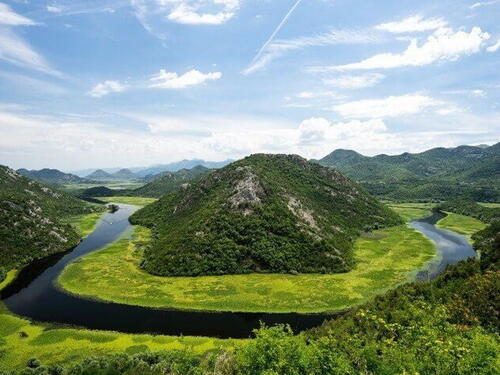Skriveni biser Balkana: Mjesto gdje planine ljube jezero