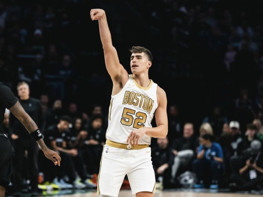 Skromno izdanje Garze u porazu Bostona od Chicaga