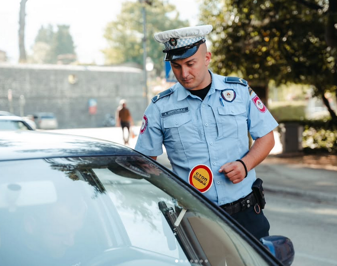 Skupa dugovali 29.903 KM: Oduzeta im vozila na licu mjesta