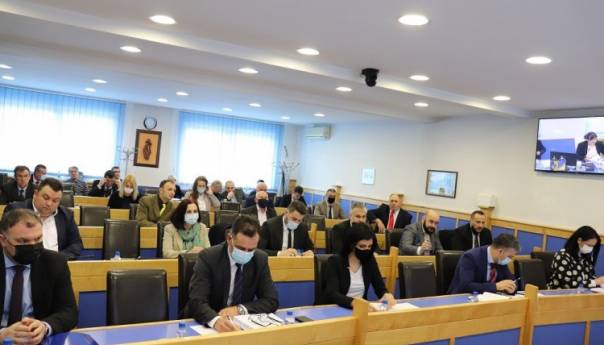 Skupština BPK zatražila od Vlade da se očituje o prijemu policijskih službenika