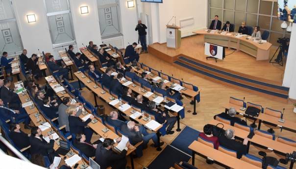 Skupština KS danas o nepovjerenju Vladi