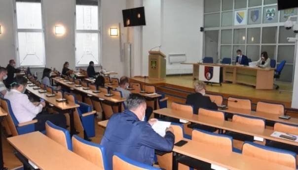 Skupština KS danas o ostavkama Nenadića i Čelika