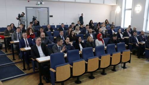 Skupština KS jednoglasno usvojila odluku o privremenom finansiranju