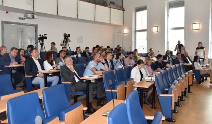 Skupština KS nakon pauze za ručak glasa o nepovjerenju Vladi