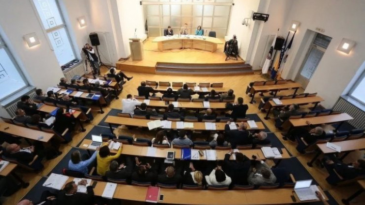 Skupština KS naredne sedmice o suzbijanju pandemije