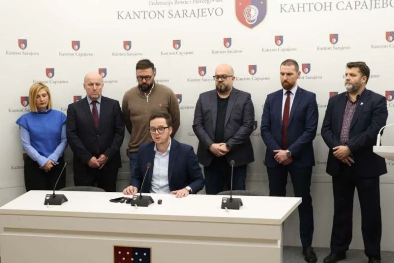 Skupština KS naredne sedmice raspravlja o ostavci Vlade Nihada Uka