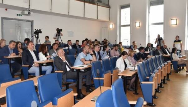 Skupština KS sutra o utvrđivanju datuma za glasanje o nepovjerenju Vladi