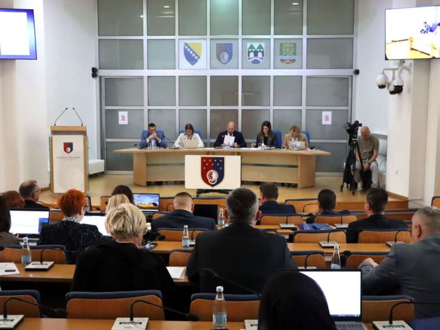 Skupština KS usvojila zakon o doplati sredstava mladima za stambene subvencije