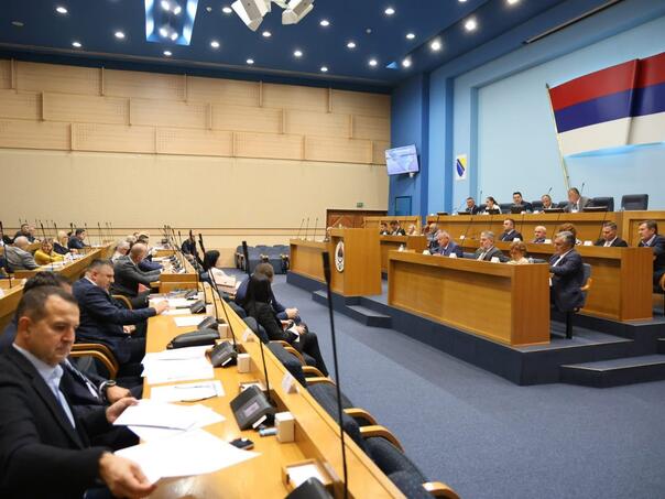 Skupština RS usvojila odluku o referendumu: Održaće se 25. oktobra