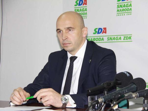 Skupština u četvrtak potvrđuje novu Vladu ZDK mandatara Nezira Pivića
