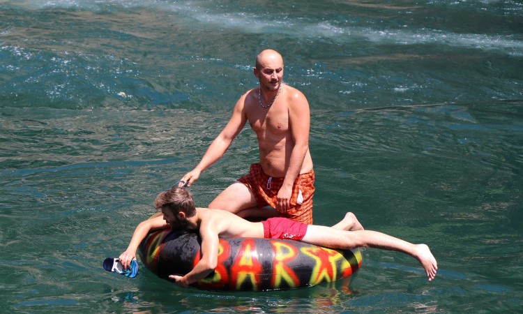 Šlaufijada se vratila u Mostar, pobjedu odnijeli Farik Repeša i Nidal Efica